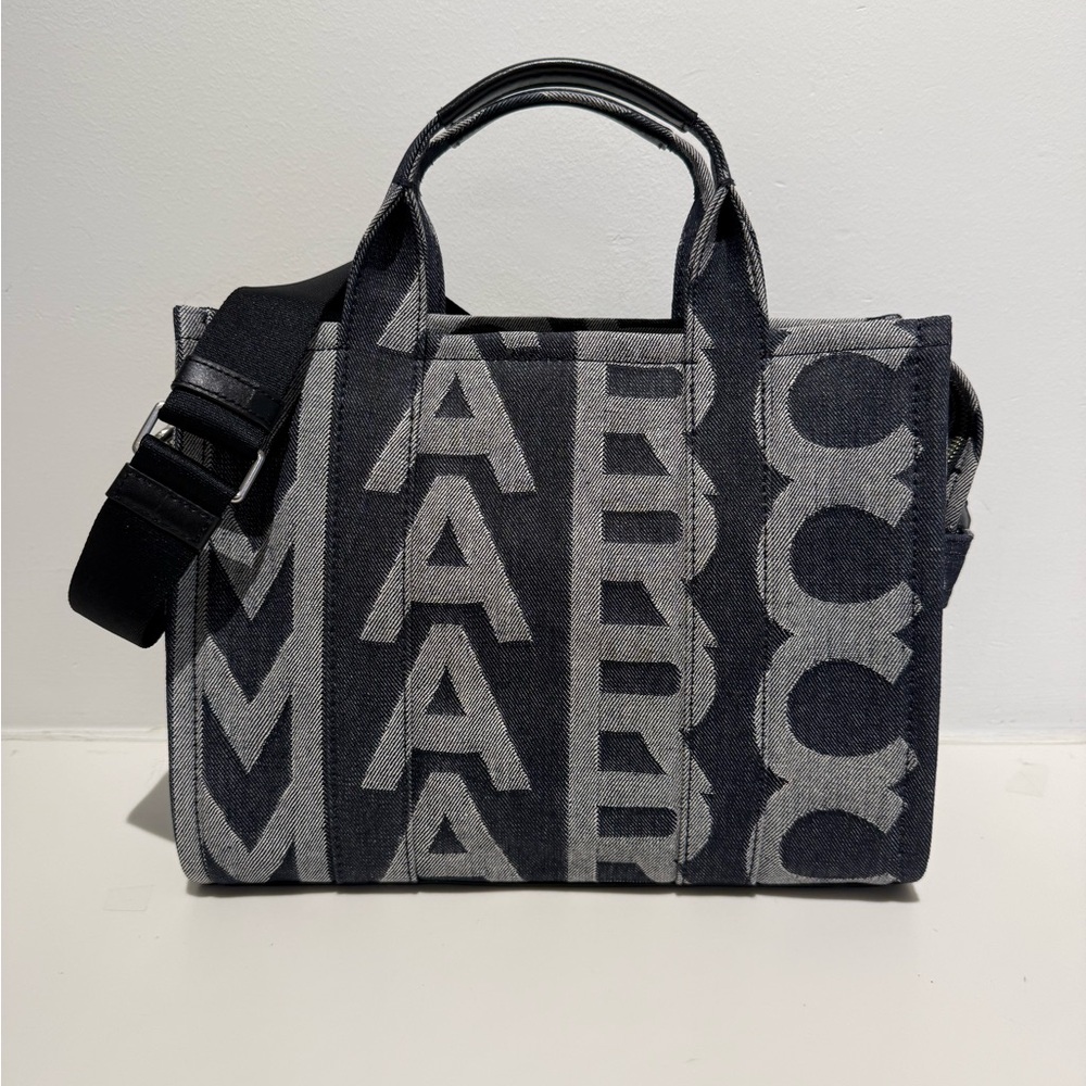 NWT Marc Jacobs The Tote Bag denim monogram medium size